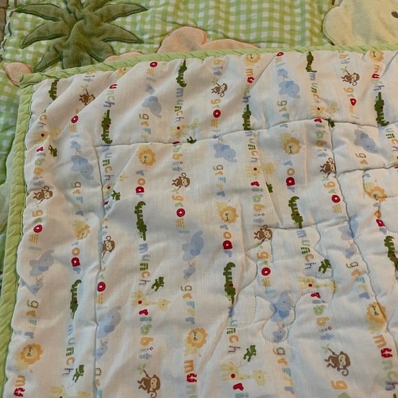 Crib set - Picture 3 of 5